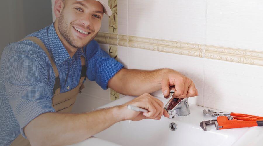 Kitchen Faucet Repair Service in Pekin, IN